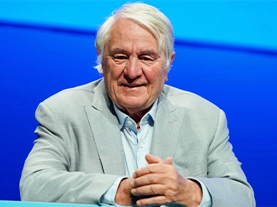 Hasso Plattner empfiehlt Axiero Navo